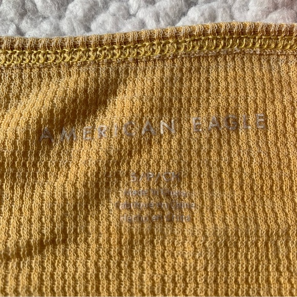 American Eagle Yellow Cropped Shirt - Picture 5 of 7